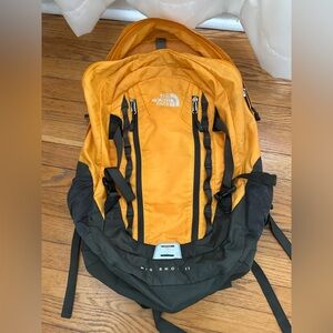North Face Backpack Big Shot II Yellow. Outdoors. Hiking. Adventures.